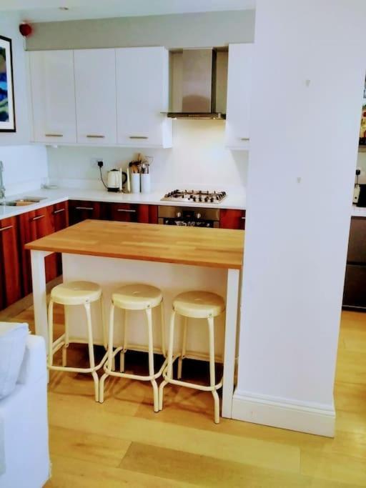 Superior 5* Kensington, London Flat + Free Wi-Fi Apartment Exterior foto