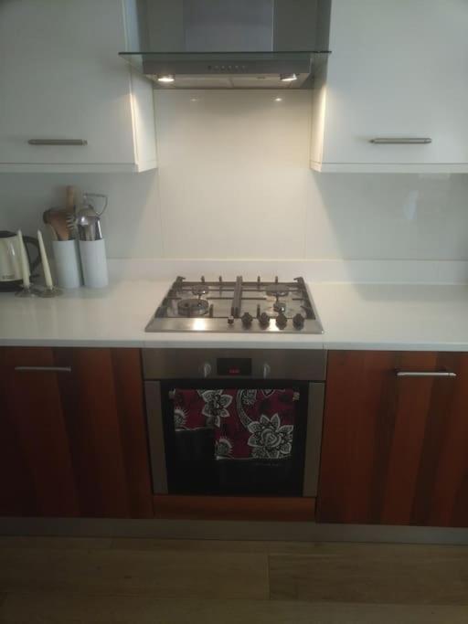 Superior 5* Kensington, London Flat + Free Wi-Fi Apartment Exterior foto