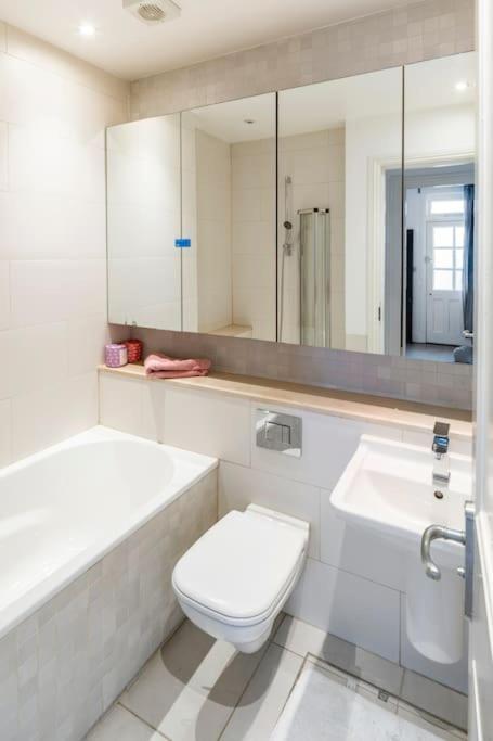 Superior 5* Kensington, London Flat + Free Wi-Fi Apartment Exterior foto